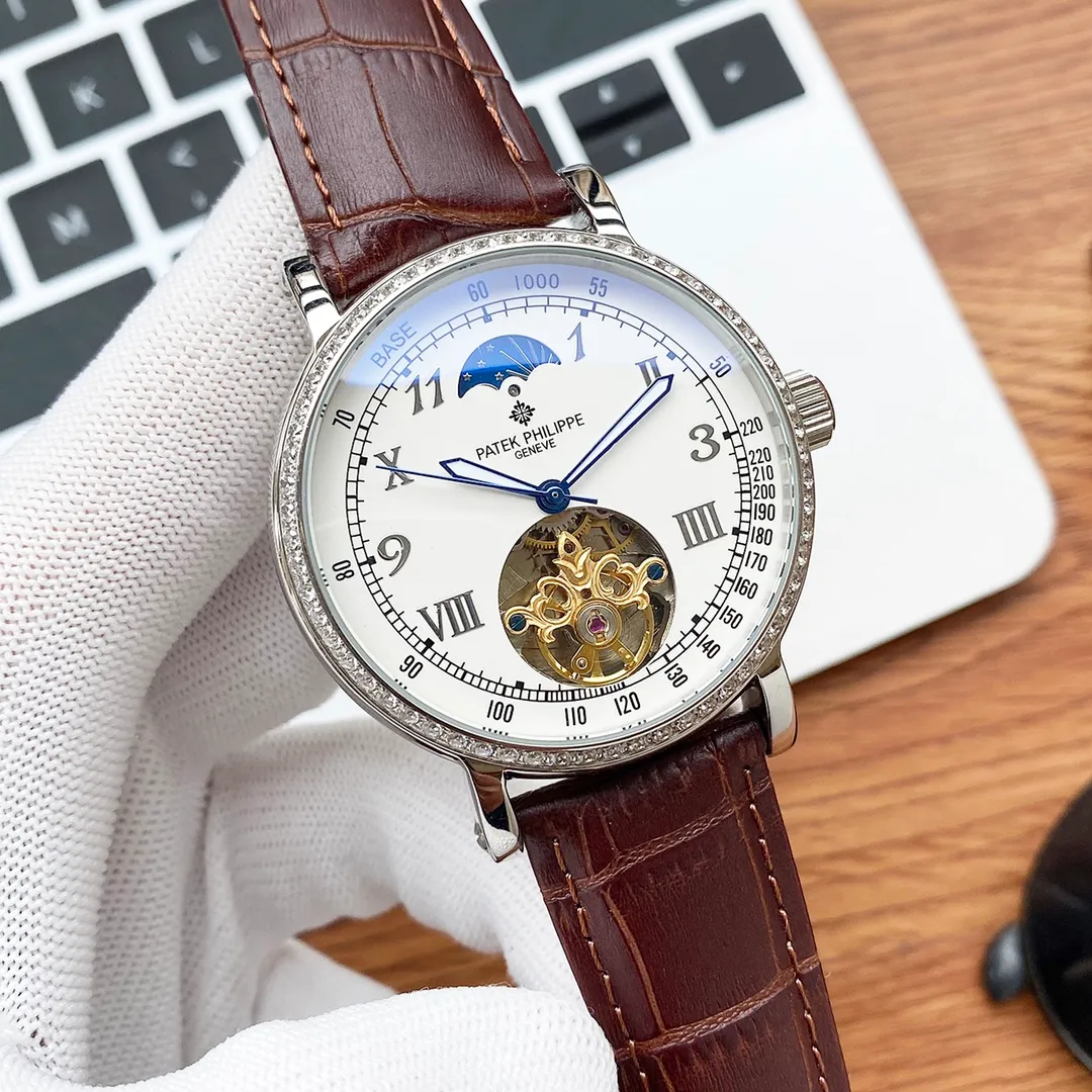 【High-end replica】💰1500! Patek Philippe - PATEK PHILPPE Type: [Cool] Men's Watch Case: 316 fine steel (high quality workmanship) Strap: Imported calfskin/316 fine steel (two options available) Movement: Imported Citizen 8215 modified deck mechanical movement (stable travel time) Material: Advanced reinforced coating mirror Size: Diameter 40mm Thickness 13mm